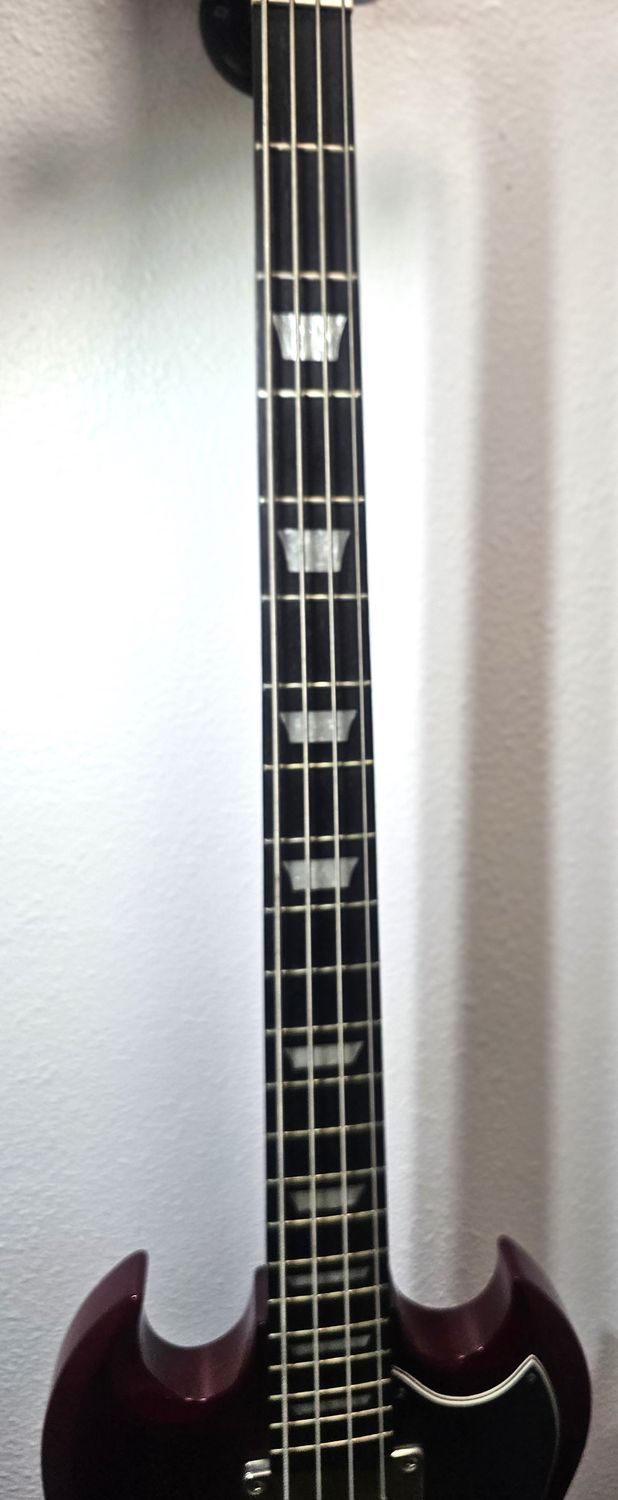 Epiphone EB-3 Four-string Bass Guitar
