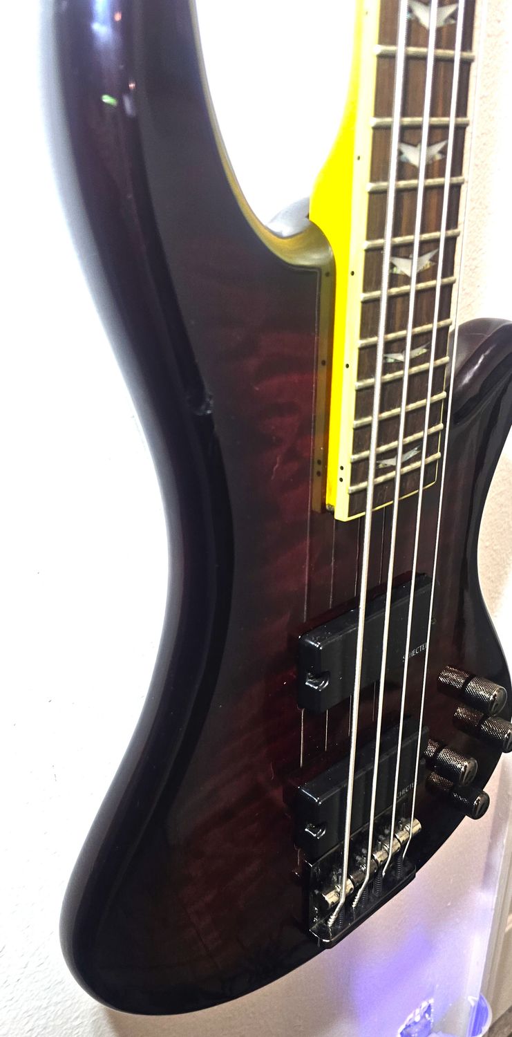 Schecter Diamond Series Stiletto Extreme-4