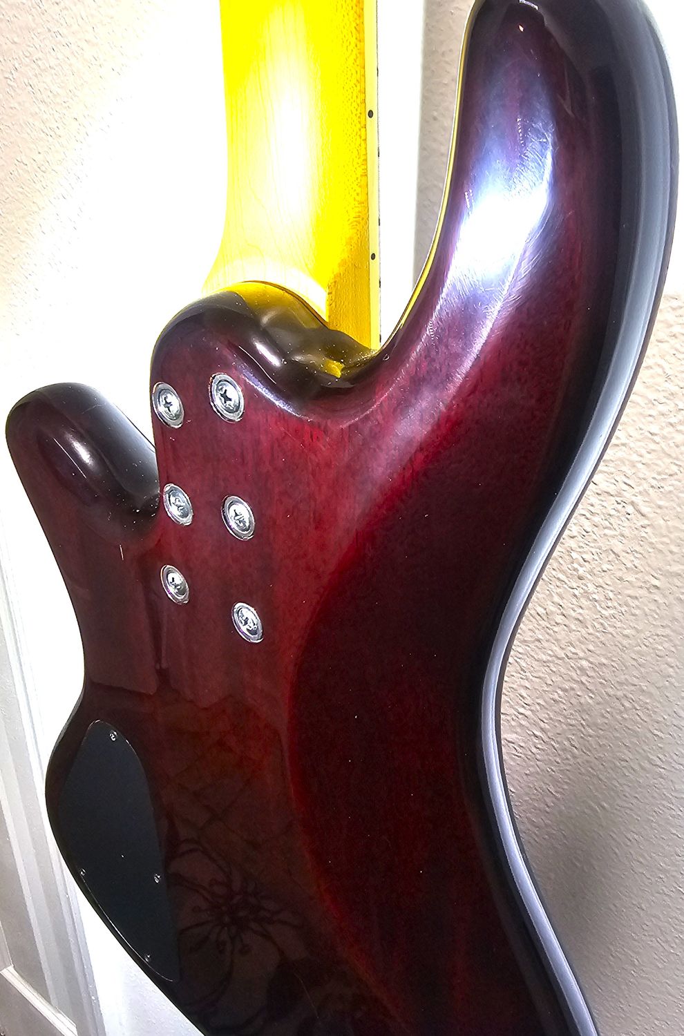 Schecter Diamond Series Stiletto Extreme-4