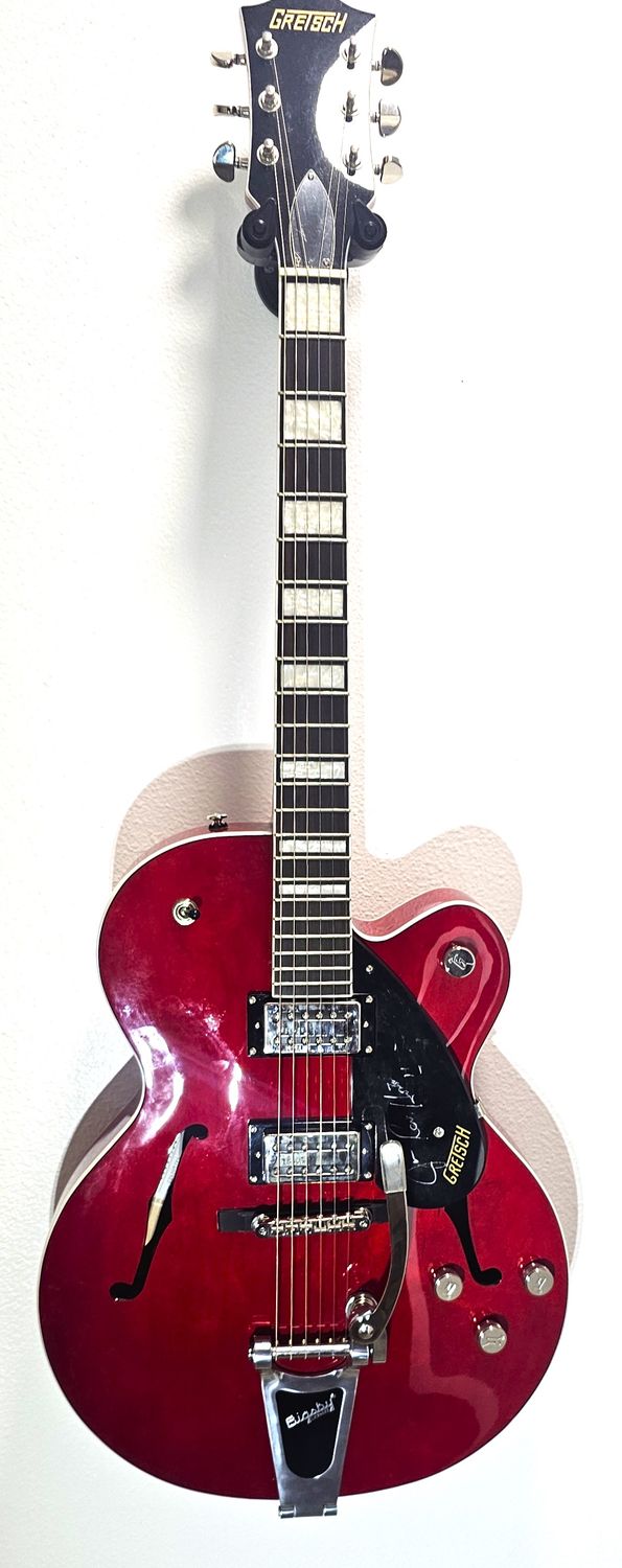 Gretsch G2420T Streamliner Hollowbody Electric Guitar with Bigsby - Brandywine 2016 LIKE NEW! autographed by Jim Heath