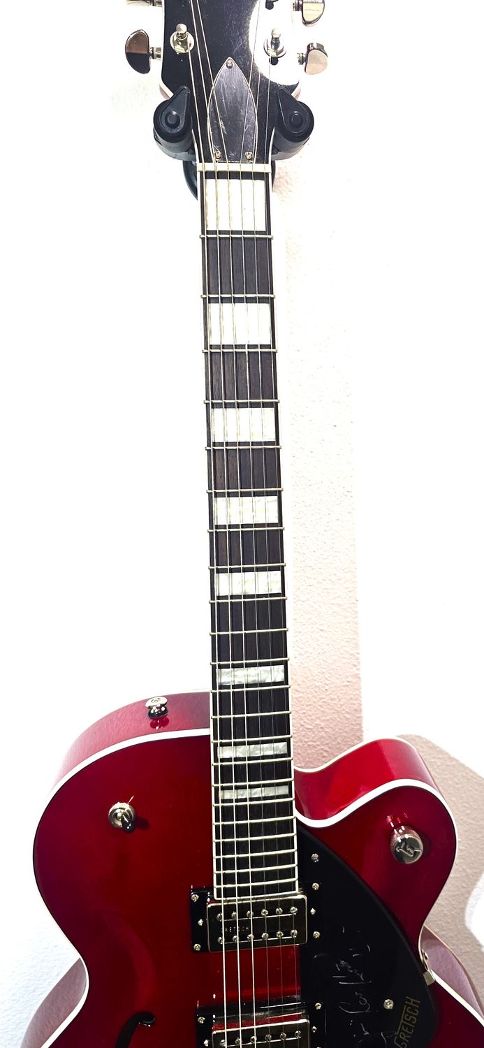 Gretsch G2420T Streamliner Hollowbody Electric Guitar with Bigsby - Brandywine 2016 LIKE NEW! autographed by Jim Heath