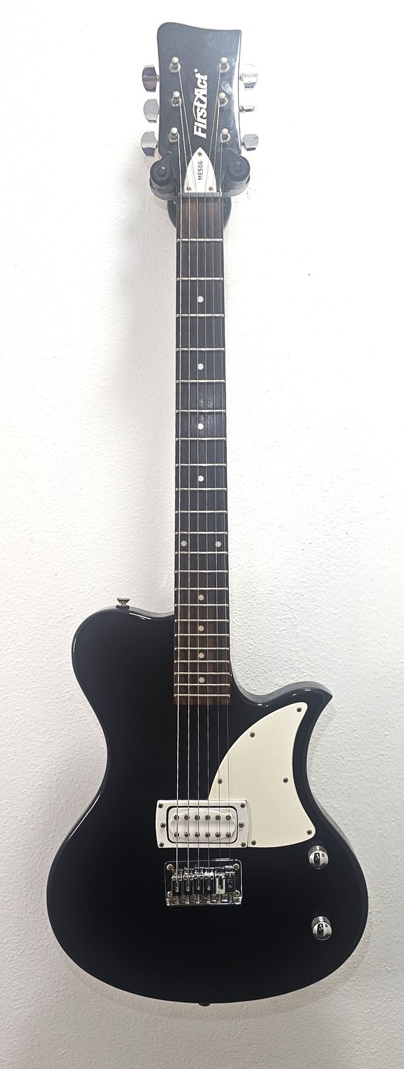 First Act ME506 Black