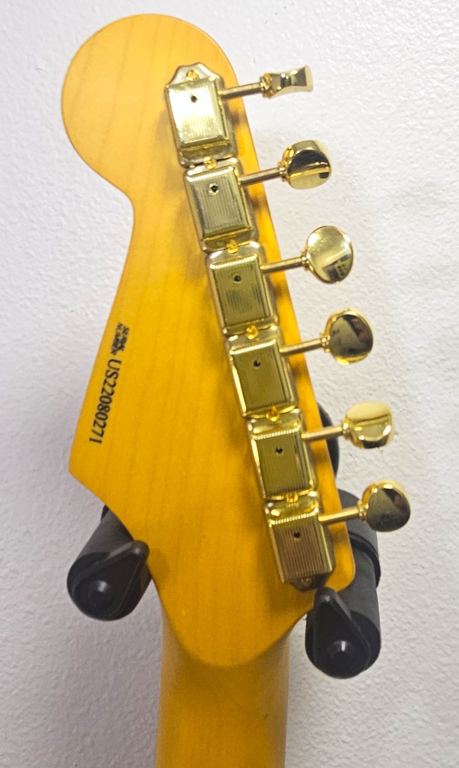 NEW Fender Stevie Ray Vaughan Stratocaster COPY RELIC
