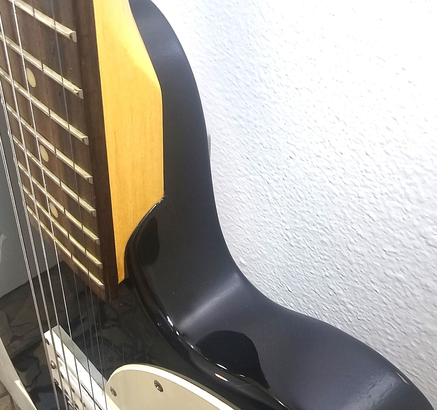 First Act ME506 Black