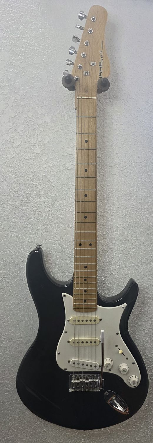 Behringer iAXE 393 Electric Guitar