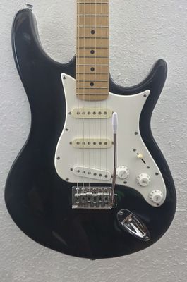 Behringer iAXE 393 Electric Guitar