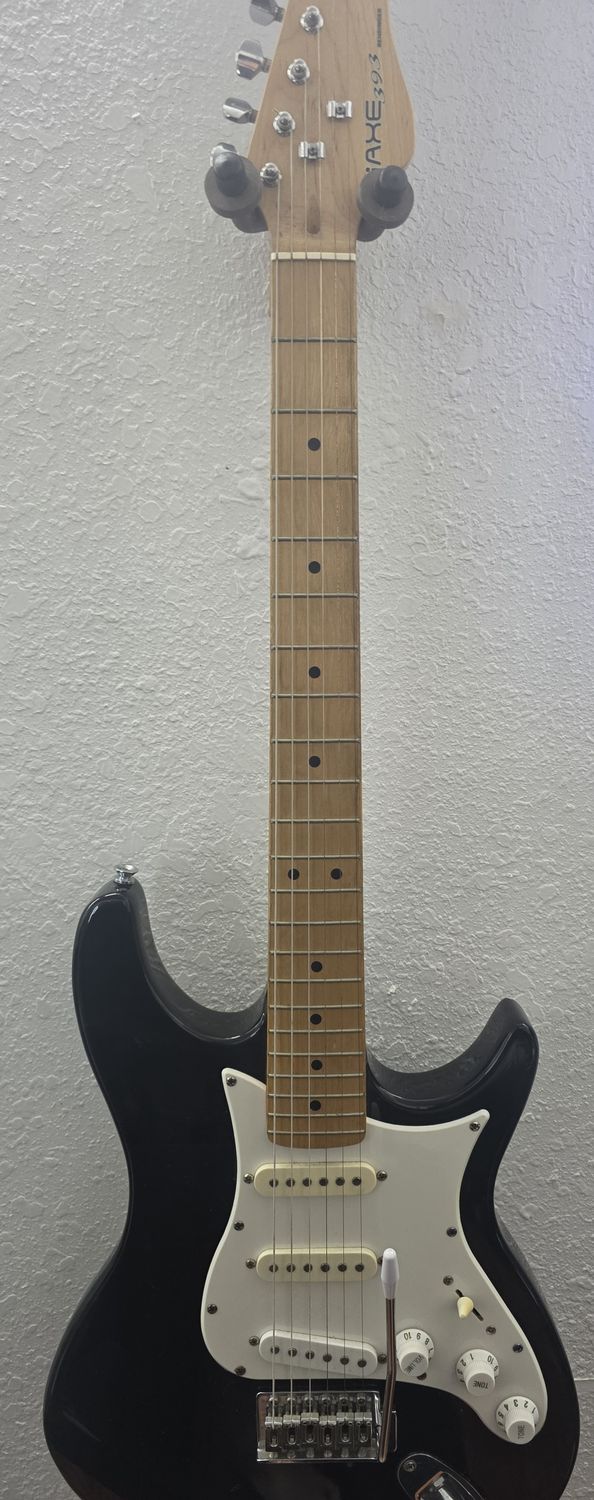 Behringer iAXE 393 Electric Guitar