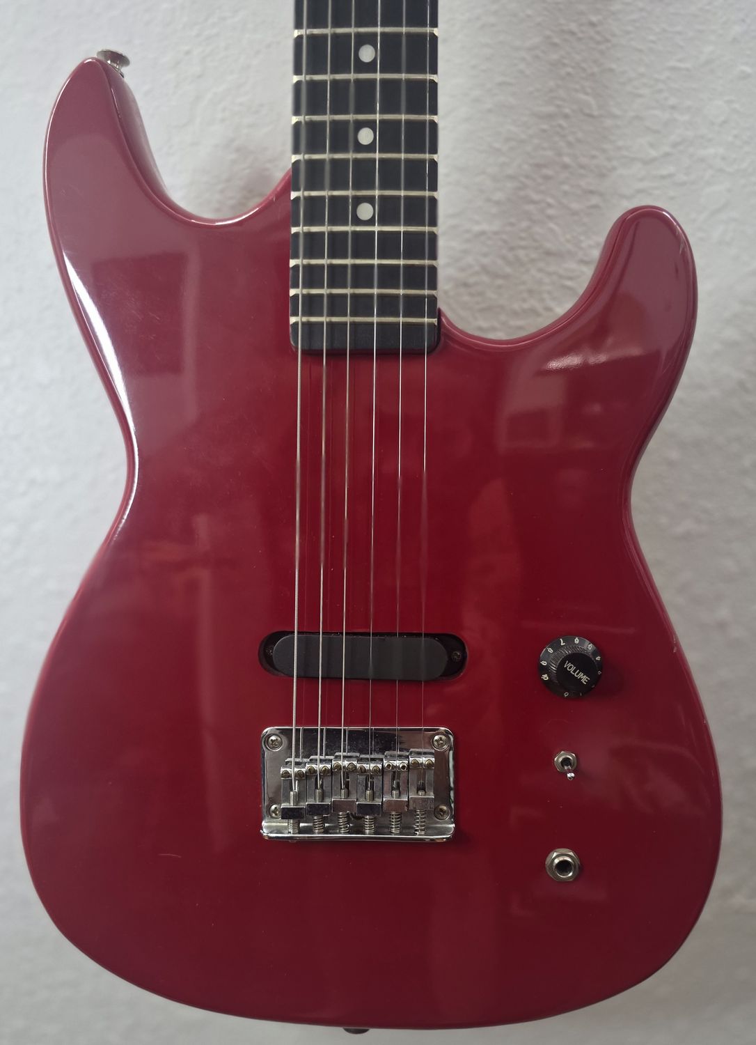 Synsonics 7010S 1980s Red Travel Guitar