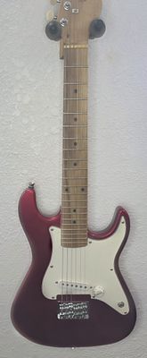 Harmony H80 Vintage 1990's Mini Strat Style Electric Guitar - Candy Apple Red