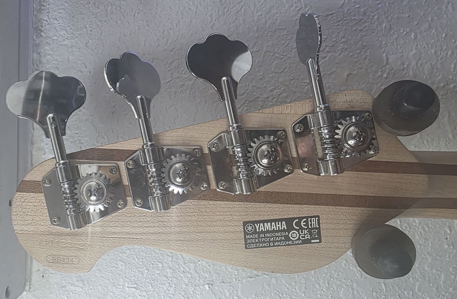 Yamaha BB434 4-string Bass Guitar - Tobacco Brown Sunburst