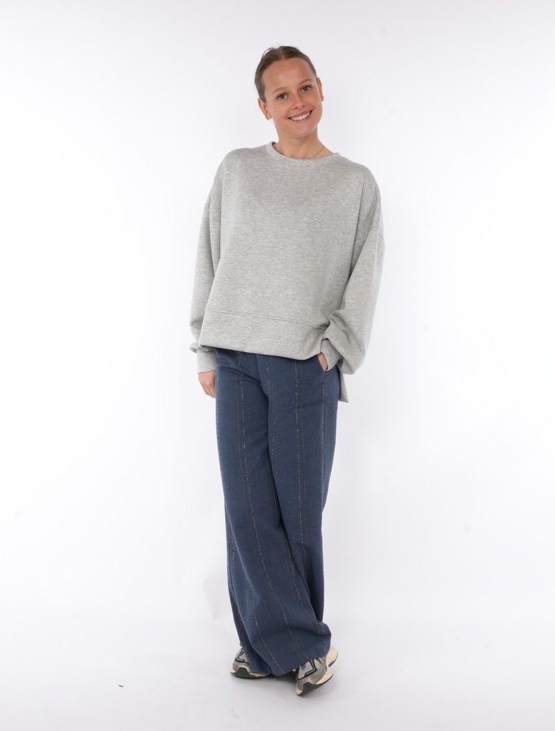 Sweater Luki