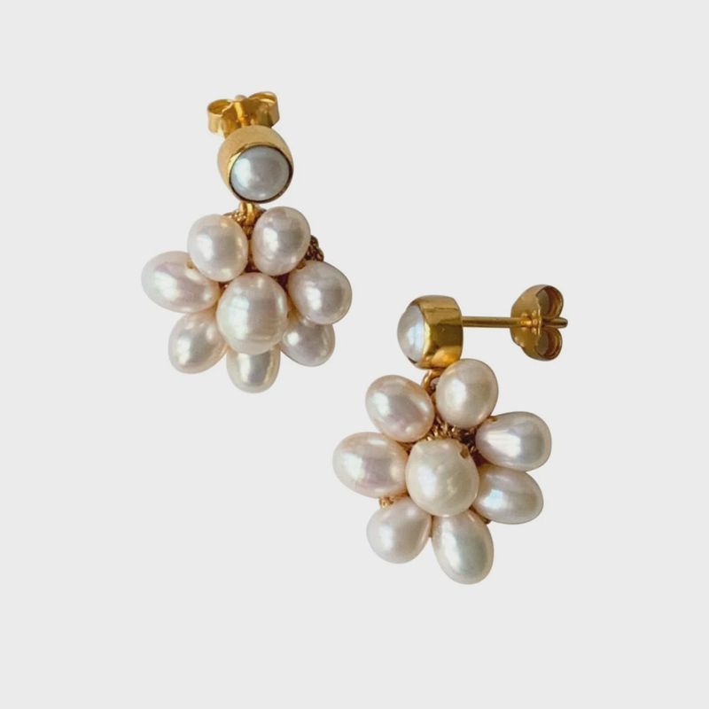 Stud Flower  Pearl  Earring