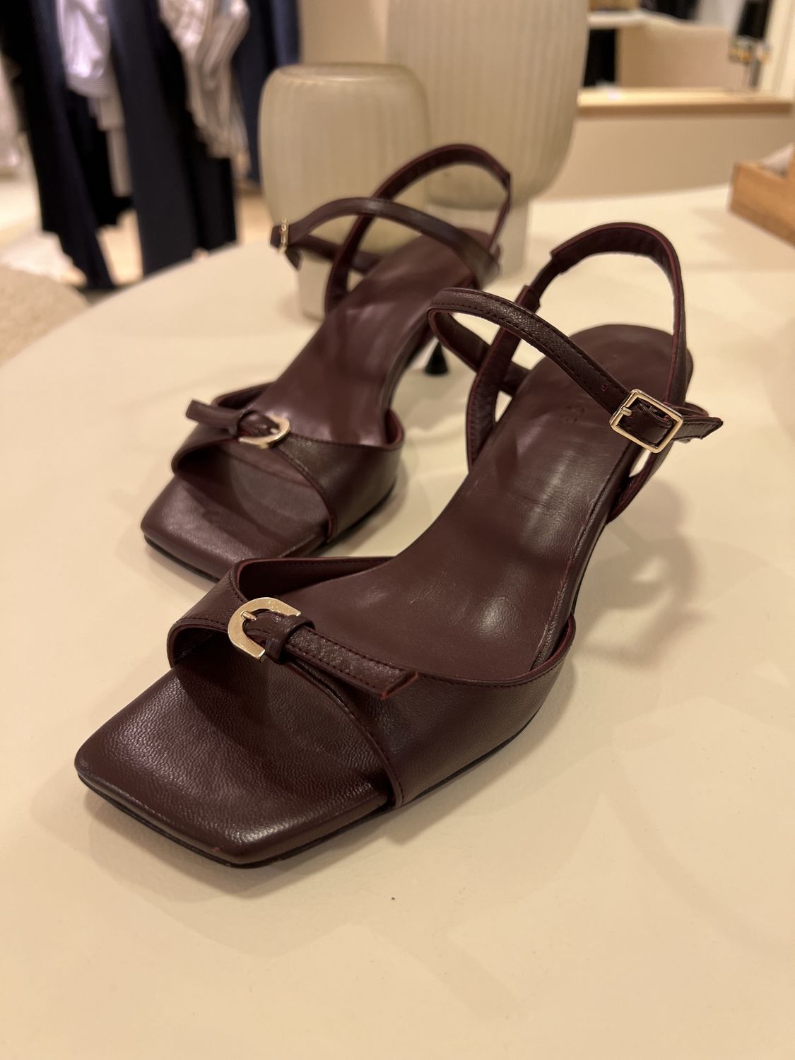 Lucia Sandal Low - Barolo Leather
