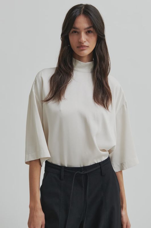 Twist Tee - Jet Stream