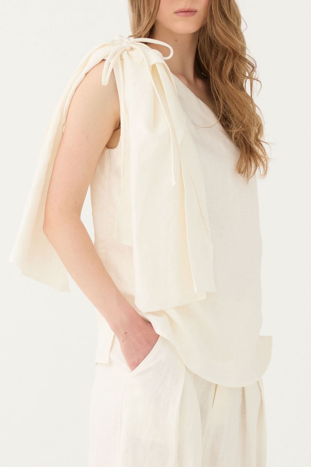 Linnen One Shoulder Top - Panna