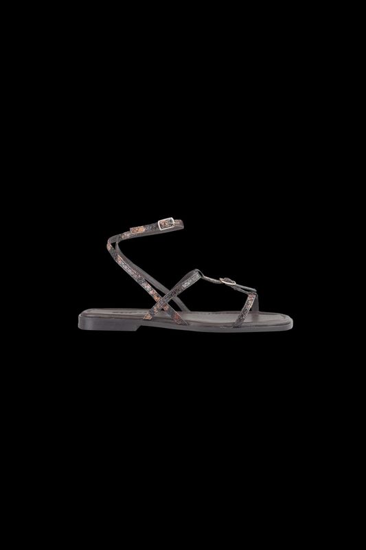 Monte Negro Sandal Flat Python