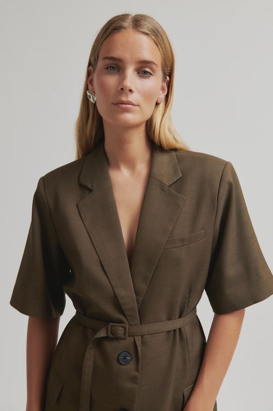 Sharo New SS Blazer - canteen