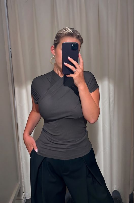 Joelie T-Shirt