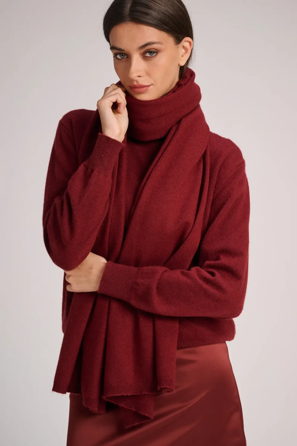 Scarf Daphne