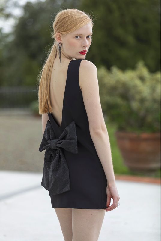 Korte Jurk Met Strik - Nero