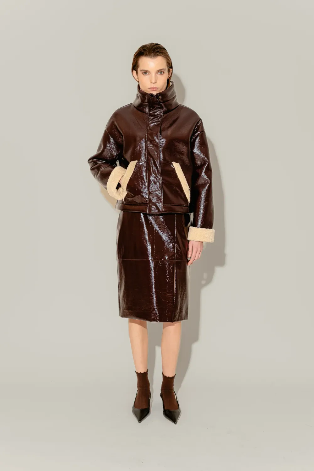 Mist02, Colour: Dark Brown, Size: I