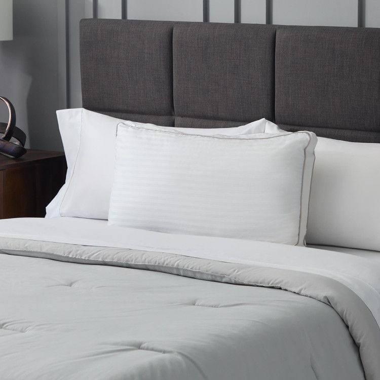 Z Convolution Gelled Microfiber Pillow Queen ZZQQX2CG