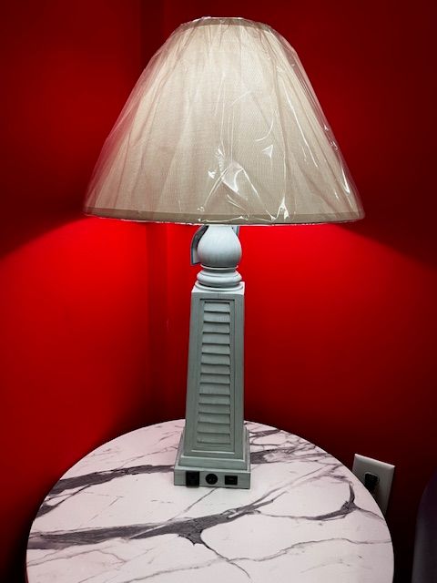 Teal Shutter Base Lamp LPS-248 w/USB
