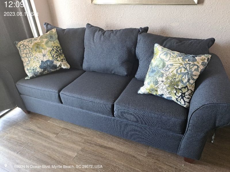 4530 Sofa in Stoked Blue