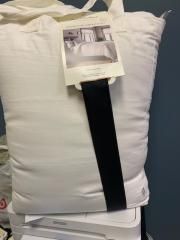 Queen Comforter with 2 Pillow Shams Queen