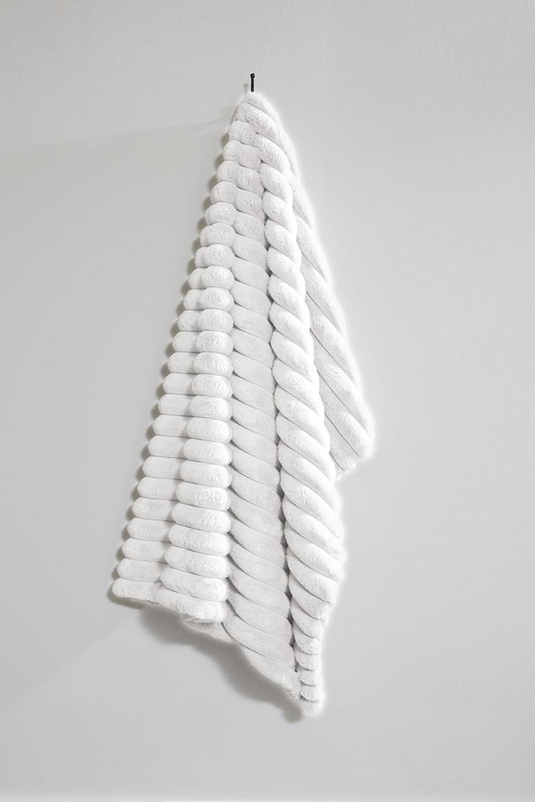 CNS Mondo Ivory Throw 50 x 60