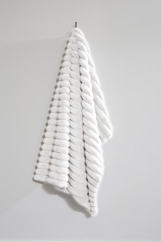 CNS Mondo Ivory Throw 50 x 60