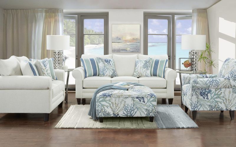 1144 Grande Glacier Queen Sleeper w/Life&#39;s a Beach /Coral Reef Ocean Side Pillows