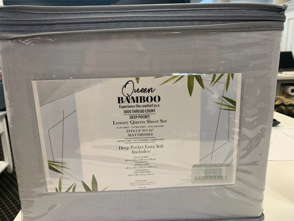 Queen Bamboo 1800 Thread Count 3 Line Sheet 4 Piece Set in Silver