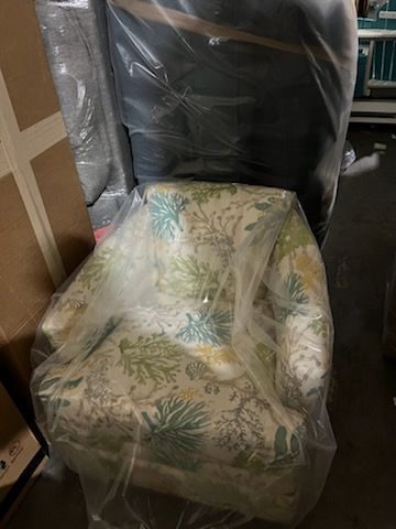 40SW Barrell Chair w/Swivel in Bing Surf (Grade Z8) by Stanley