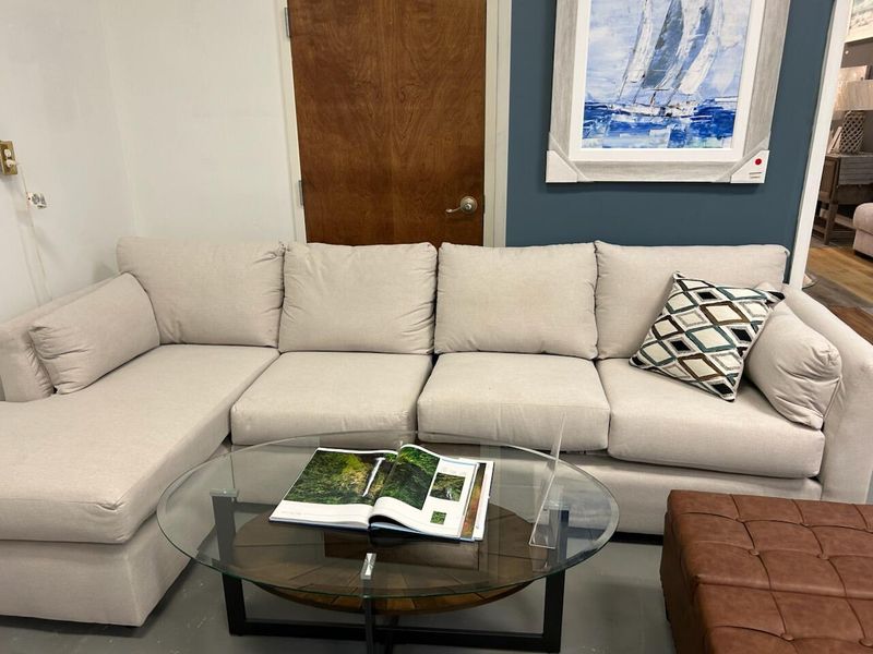 13550 3 Pc Sectional in Robin Eggshell