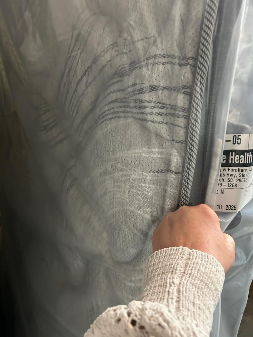 Posture Health Monetta Queen Mattress