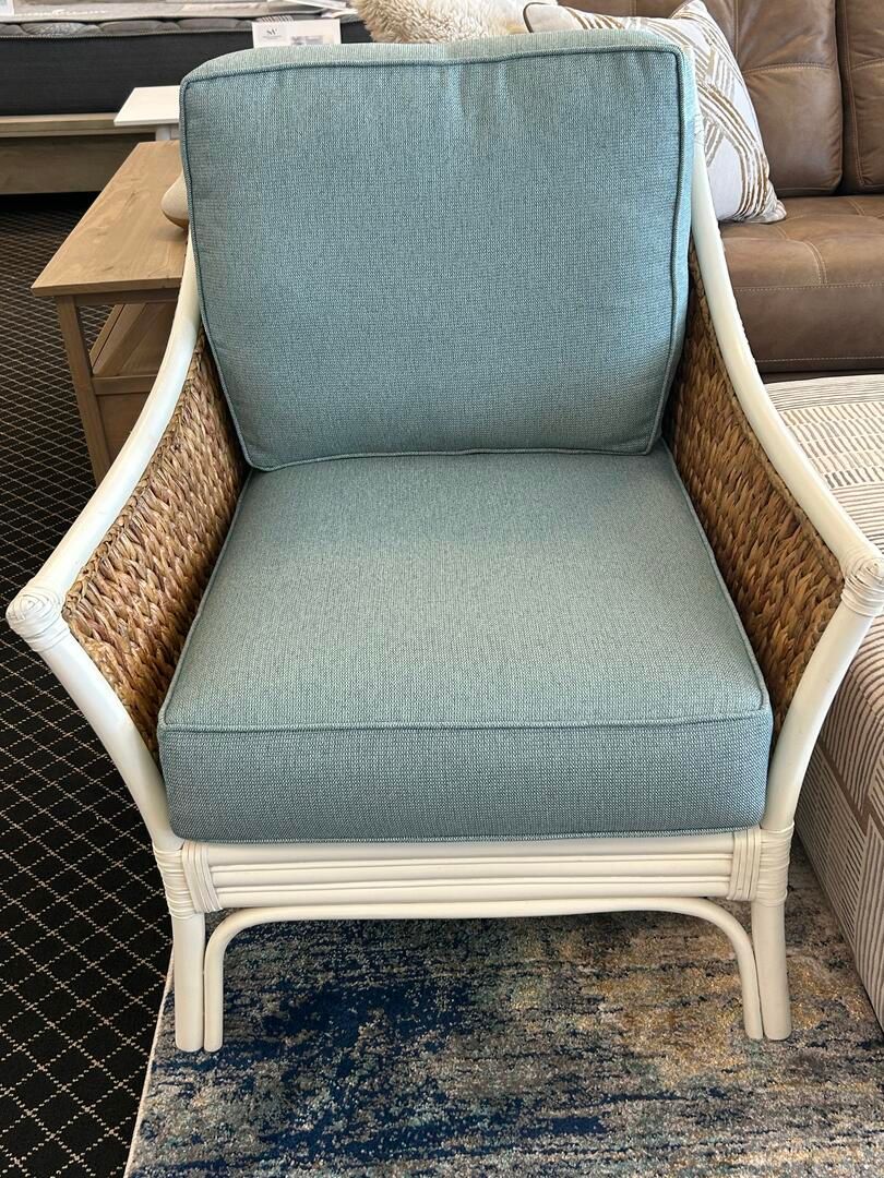 OC734 Seaside Finish Rattan Chair with Teal Appeal Cushion 29Wx33Dx37H