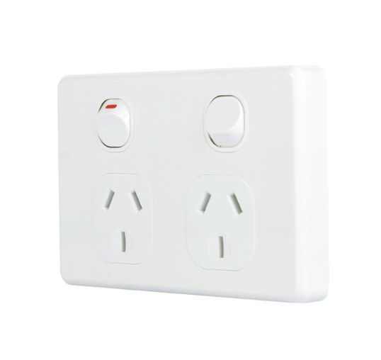 ZACK DOUBLE GPO 10A WHITE 3AAA ZACK SERIES