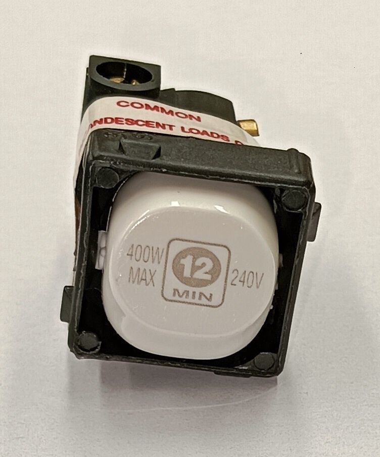 CLIPSAL 30ET12M 12 MIN ELECTRONIC TIMER SWITCH