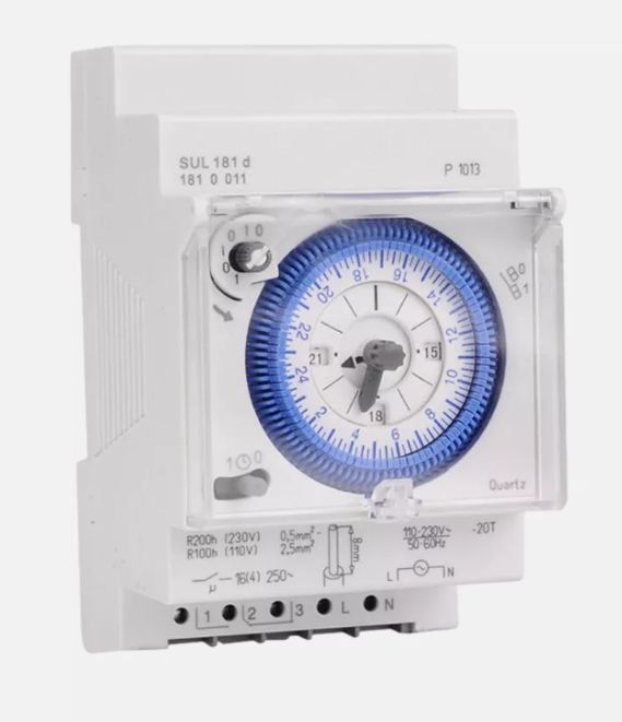 3 POLE ANALOGUE TIMER 24HR 16A