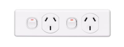 ARCHITRAVE SKIRT MOUNT DOUBLE GPO 10A C2016/2-WE WHITE