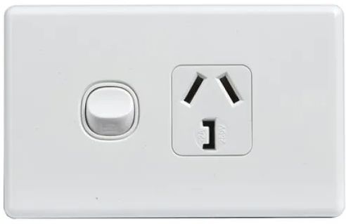 32A SINGLE GPO POWERPOINT WHITE TESGPO132