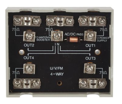 4 way Splitter VCR/MATV/CATV UV774