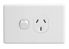 CLASSIC C2000 SERIES SINGLE GPO POWER POINT C2015