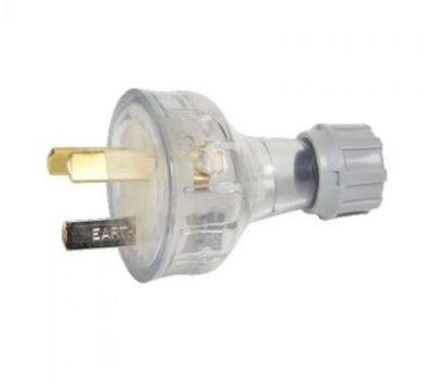 3 Flat Pin 10A Rewireable Plug Clear Body RP10-TB