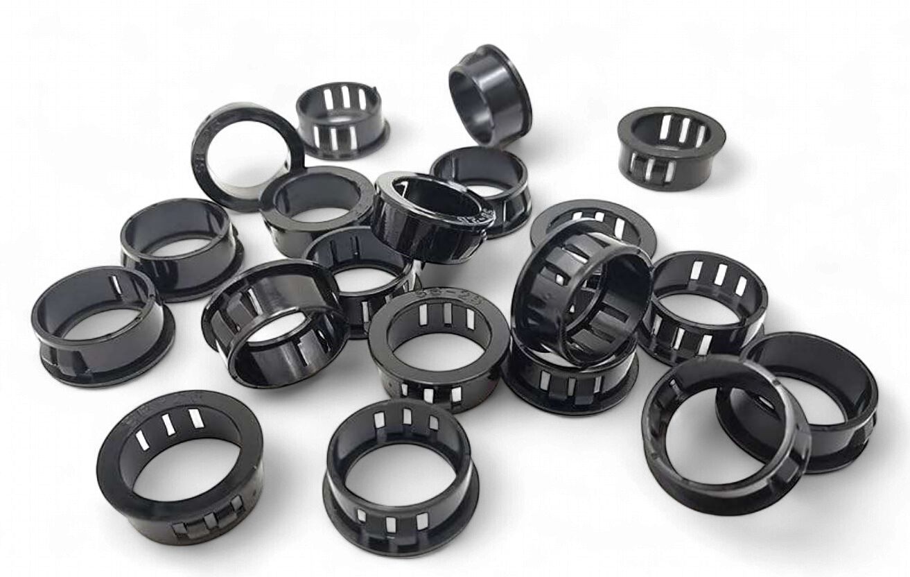 20mm Nylon Snap in Bush Black pack of 50 pieces NSB20