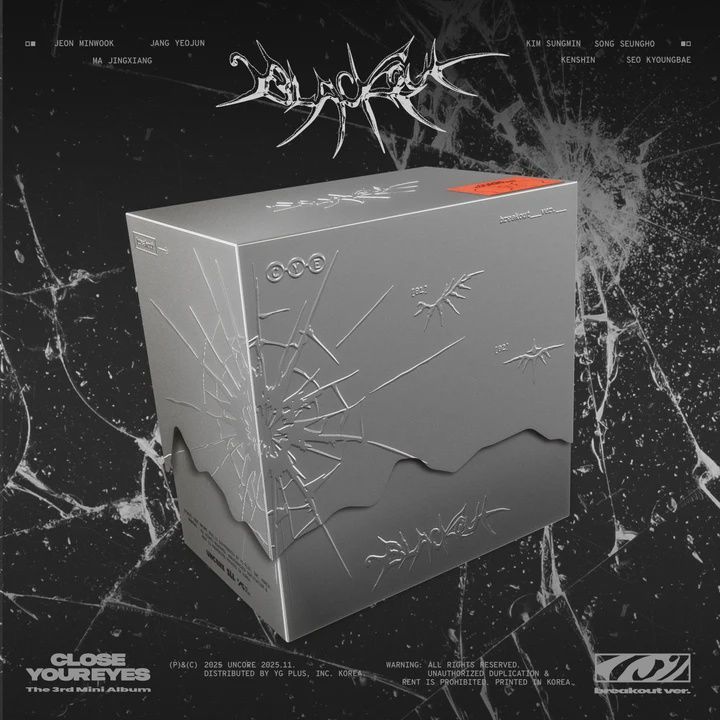 CLOSE YOUR EYES: 3rd Mini Album [blackout] - breakout ver.