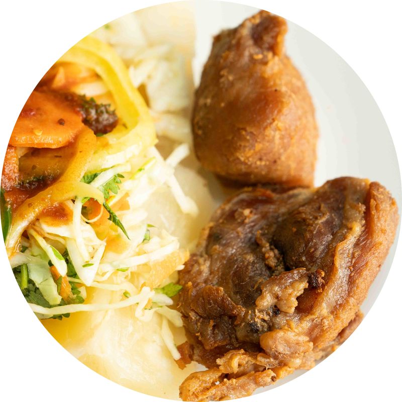 Yuca con chicharrón