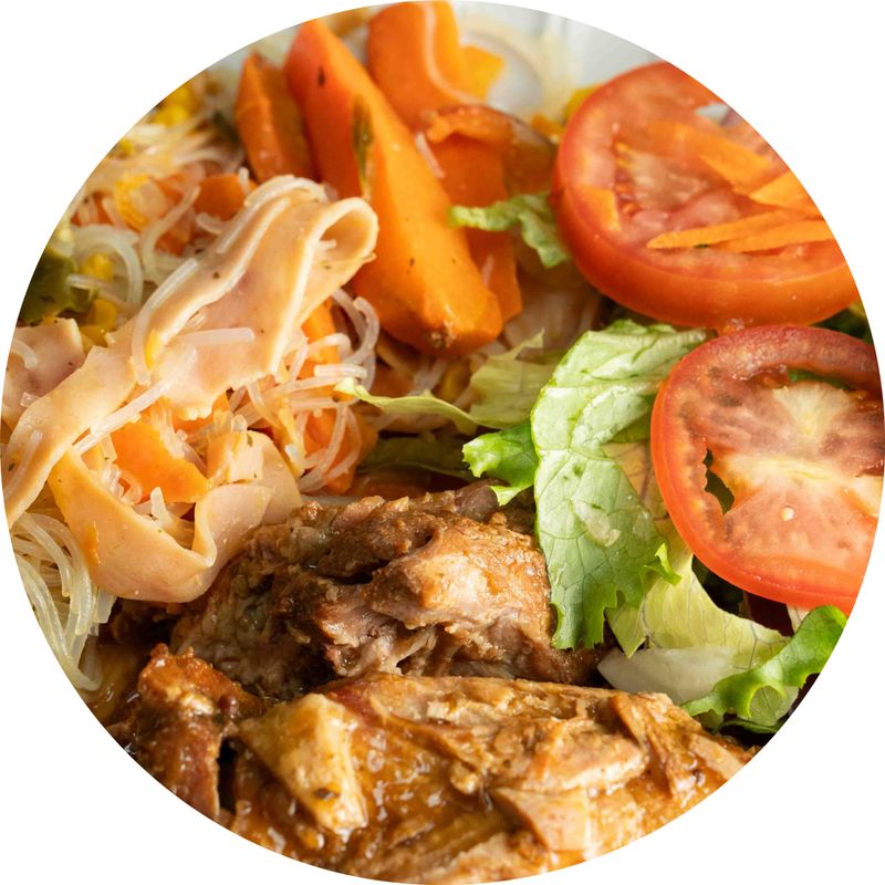 Pierna de cerdo + 2 acompañante