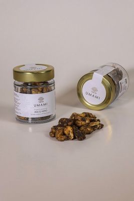 ANACARDI SPEZIATI CON AGLIO NERO